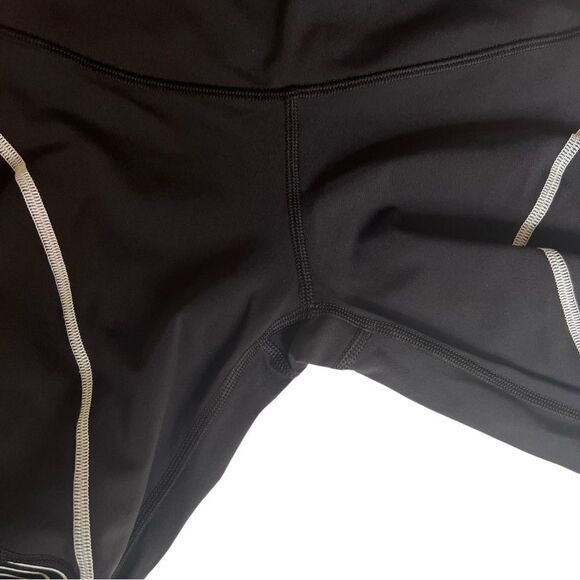 Lululemon Channel Your Energy High Rise Tight Leggings Black and White Size 4 - Picture 10 of 15